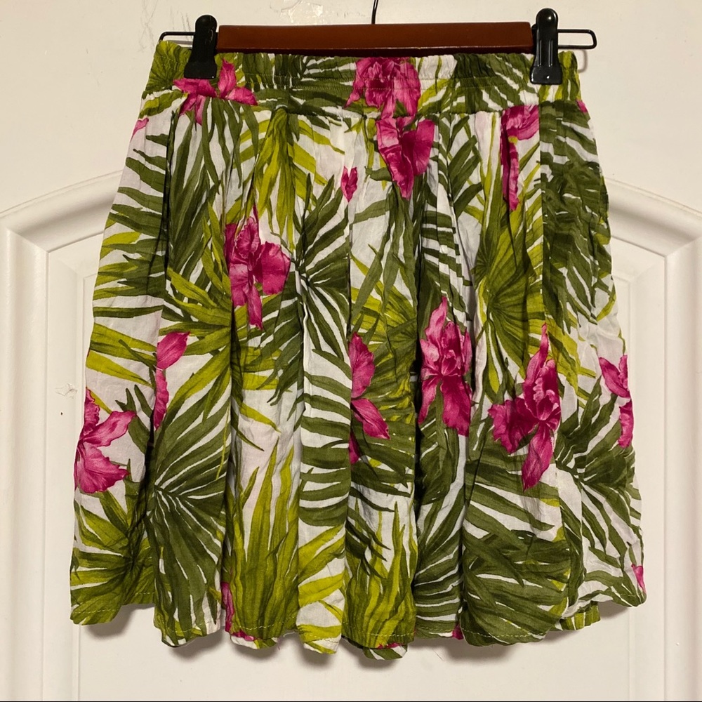 🌴 Brandy Melville tropical skirt 🌴